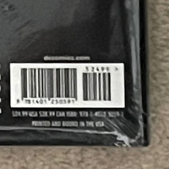 Batman & Robin Volume 5 Big Burn Hardcover New - Picture 3 of 3